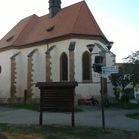Penzion Na Jizdarne Gasthof 3*