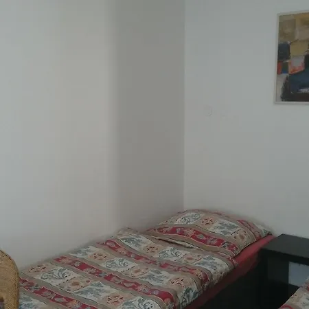 Na Jizdarne אורחן 3*