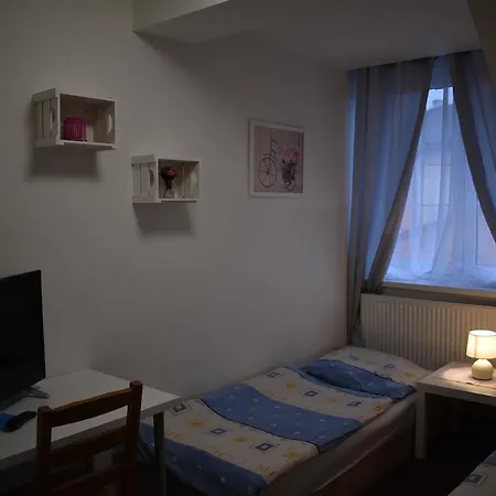 Gasthof Penzion Na Jizdarne 3*