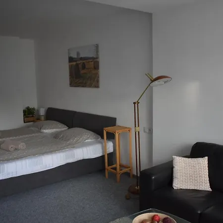 Na Jizdarne